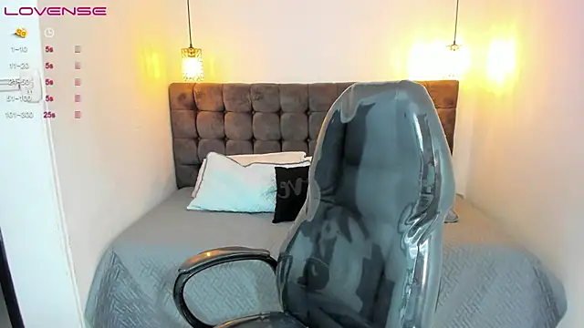 Tommy18   online show from March 19, 2025, 4:57 am