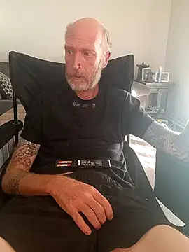 Snapshot of filthymind619 chatting on October 13, 2025, 2:17 pm filthymind619 online show from October 13, 2025, 2:17 pm