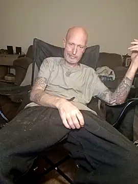 Snapshot of filthymind619 chatting on November 18, 2025, 2:10 pm filthymind619 online show from November 18, 2025, 2:10 pm