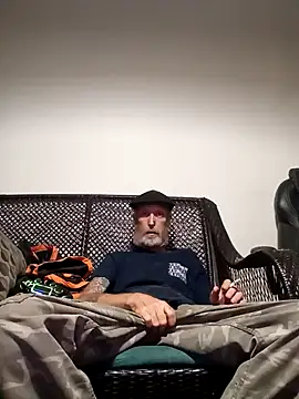 filthymind619 online show from July 8, 2026, 11:31 pm