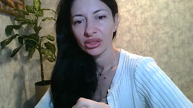 Snapshot of LissaBlossom chatting on June 16, 2026, 5:10 am LissaBlossom online show from June 16, 2026, 5:10 am
