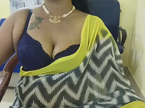 Snapshot of sriyazhini chatting on February 26, 2026, 5:50 am sriyazhini online show from February 26, 2026, 5:50 am