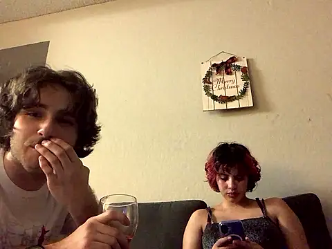 Snapshot of Rubyred2369 chatting on January 10, 2026, 5:42 am Rubyred2369 online show from January 10, 2026, 5:42 am