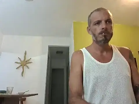 Snapshot of xtrppyx chatting on March 9, 2025, 5:55 am xtrppyx online show from March 9, 2025, 5:55 am