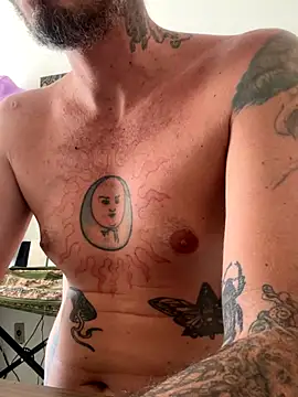 Snapshot of xtrppyx chatting on October 6, 2025, 12:13 pm xtrppyx online show from October 6, 2025, 12:13 pm