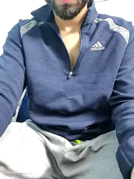 TOPMOON001 online show from February 19, 2025, 11:38 am