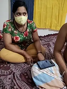 Snapshot of Horny_Desi_Girl chatting on February 1, 2025, 7:34 pm Horny Desi Girl online show from February 1, 2025, 7:34 pm