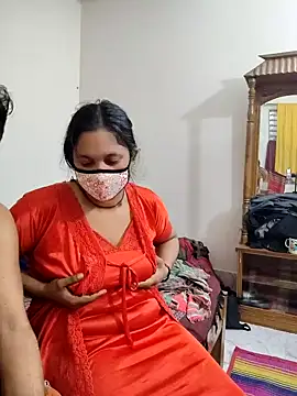 Snapshot of Horny_Desi_Girl chatting on February 2, 2025, 6:42 pm Horny Desi Girl online show from February 2, 2025, 6:42 pm