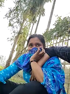 Snapshot of Horny_Desi_Girl chatting on February 21, 2025, 9:56 am Horny Desi Girl online show from February 21, 2025, 9:56 am