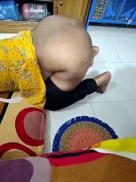 Snapshot of Horny_Desi_Girl chatting on March 12, 2025, 5:07 pm Horny Desi Girl online show from March 12, 2025, 5:07 pm