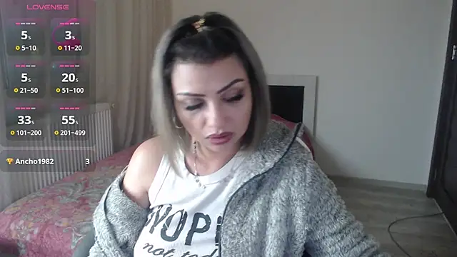 rosse26830 online show from March 13, 2025, 12:59 am