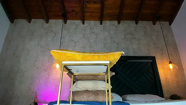 Marttina Ruiz online show from December 16, 2025, 7:30 pm