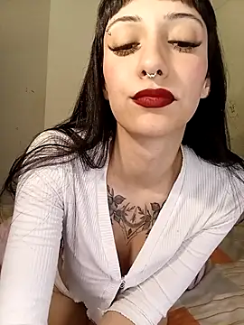 Snapshot of Chanell_19_ok chatting on November 7, 2025, 1:05 am Chanell 19 ok online show from November 7, 2025, 1:05 am