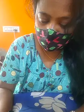 Snapshot of kanikasree chatting on February 25, 2026, 3:27 am kanikasree online show from February 25, 2026, 3:27 am