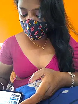 Snapshot of kanikasree chatting on March 11, 2026, 3:34 am kanikasree online show from March 11, 2026, 3:34 am