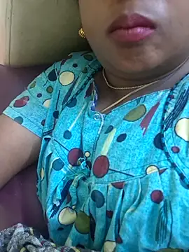 Snapshot of kanikasree chatting on March 11, 2026, 3:51 pm kanikasree online show from March 11, 2026, 3:51 pm