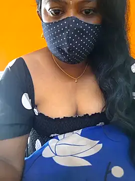 Snapshot of kanikasree chatting on March 13, 2026, 3:35 am kanikasree online show from March 13, 2026, 3:35 am