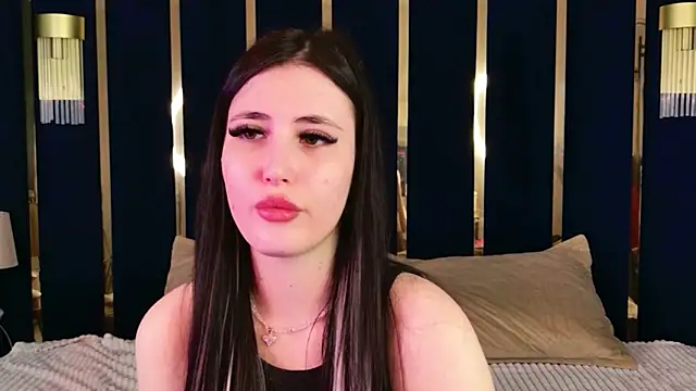 EmmaLawrens online show from March 27, 2026, 11:10 am