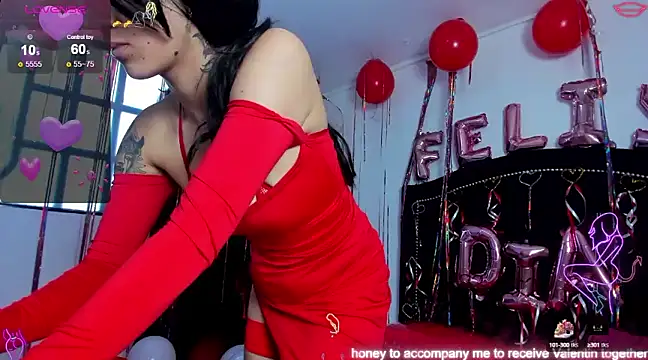 Cleo Hott online show from February 13, 2025, 9:38 pm