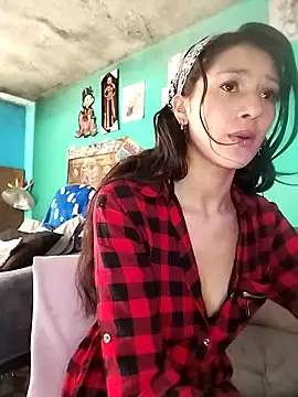 Cleo Hott online show from November 4, 2025, 1:10 pm