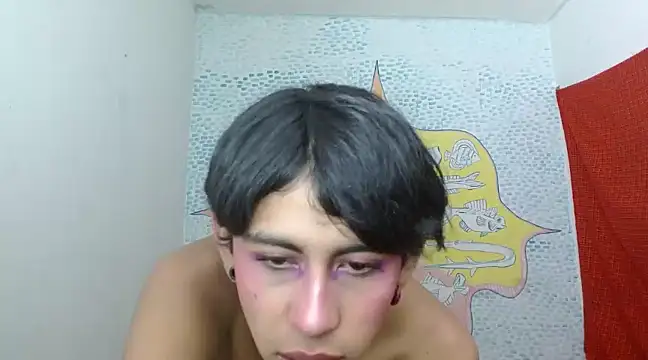 boysLittle online show from February 6, 2025, 12:05 pm