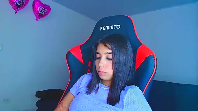 Rousse violett online show from October 6, 2025, 9:34 pm