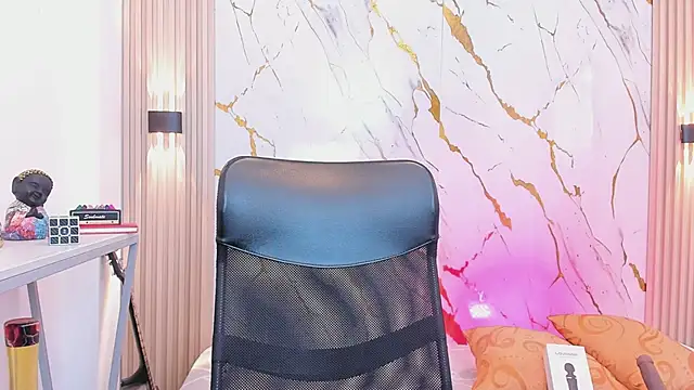 gabriela cortez online show from February 3, 2026, 12:43 pm