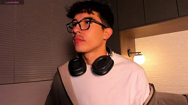 Snapshot of tim__fox chatting on January 18, 2026, 11:47 am tim fox online show from January 18, 2026, 11:47 am