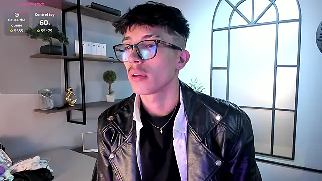 Snapshot of tim__fox chatting on February 13, 2026, 11:28 am tim fox online show from February 13, 2026, 11:28 am