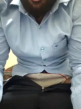 13lusty online show from October 10, 2025, 10:58 am