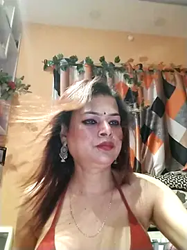 SANA-LEONI online show from March 14, 2026, 2:55 pm