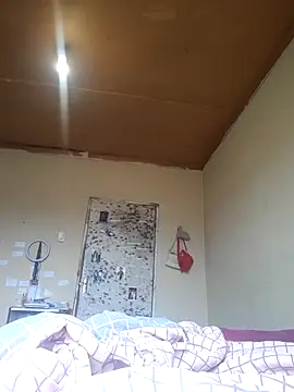 Snapshot of daddysgirly20 chatting on November 6, 2025, 6:03 am daddysgirly20 online show from November 6, 2025, 6:03 am