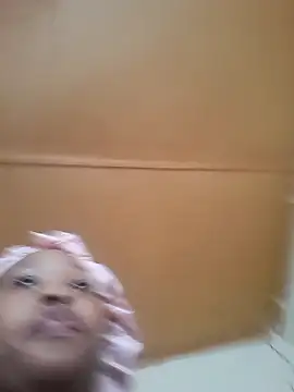 Snapshot of daddysgirly20 chatting on November 25, 2025, 5:29 am daddysgirly20 online show from November 25, 2025, 5:29 am