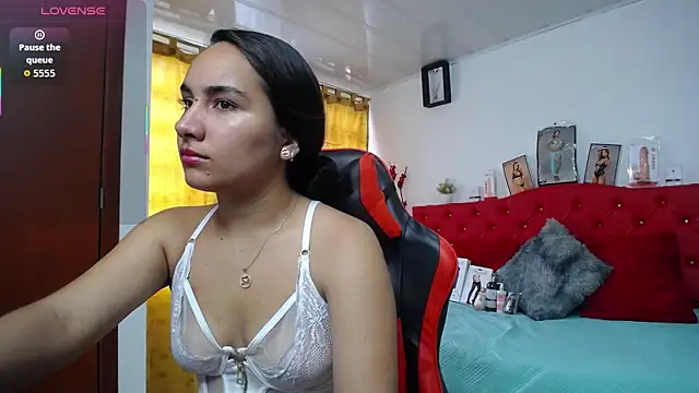 Maylin horny19 online show from March 18, 2026, 6:55 pm