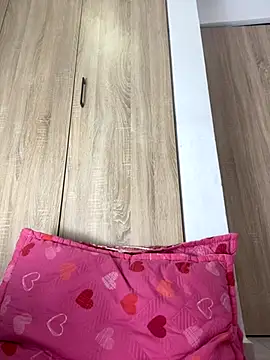 Selesumii online show from November 12, 2025, 1:06 am