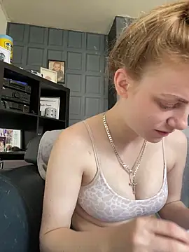 VioletxBlue online show from June 2, 2026, 1:24 pm