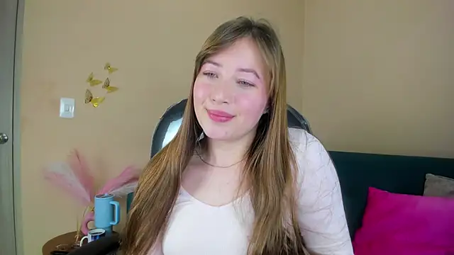 Dahlia Rousse online show from March 4, 2026, 7:03 am