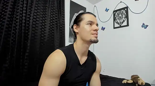 Snapshot of maxi_styles chatting on January 25, 2025, 4:13 am maxi styles online show from January 25, 2025, 4:13 am