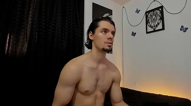 Snapshot of maxi_styles chatting on January 31, 2025, 9:16 pm maxi styles online show from January 31, 2025, 9:16 pm