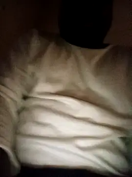 Snapshot of Dube501 chatting on October 6, 2025, 4:43 am Dube501 online show from October 6, 2025, 4:43 am