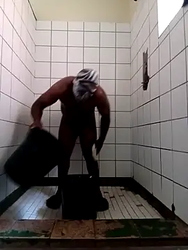 Snapshot of Dube501 chatting on December 19, 2025, 10:33 am Dube501 online show from December 19, 2025, 10:33 am