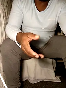 Snapshot of Dube501 chatting on March 29, 2026, 4:40 pm Dube501 online show from March 29, 2026, 4:40 pm