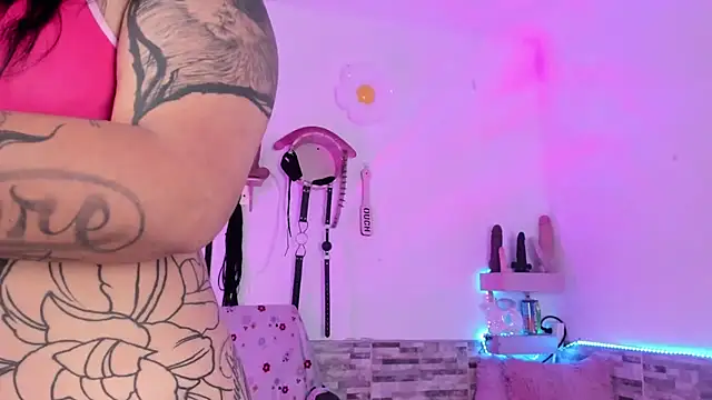 Snapshot of amyswallow7 chatting on February 13, 2026, 7:04 am amyswallow7 online show from February 13, 2026, 7:04 am