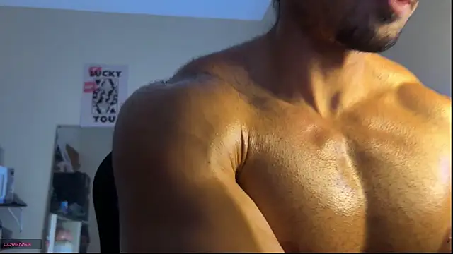 Lucasfit24 online show from May 18, 2026, 3:13 am