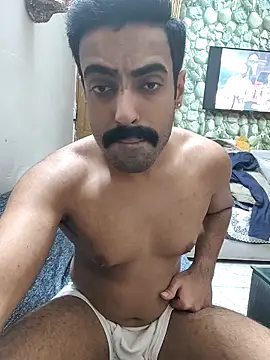 vaibhavchugh38 online show from February 16, 2025, 7:27 pm