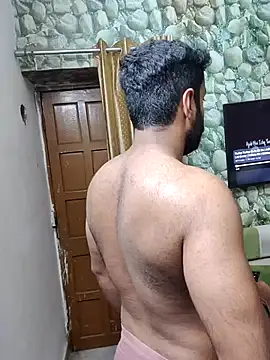 vaibhavchugh38 online show from March 19, 2025, 8:32 pm