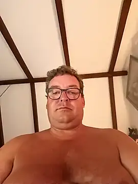 MountJohnXL online show from February 12, 2025, 1:19 am