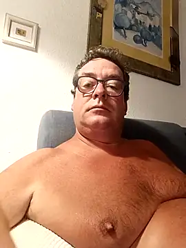 MountJohnXL online show from March 1, 2025, 1:11 am