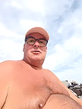 MountJohnXL online show from March 18, 2025, 3:53 pm