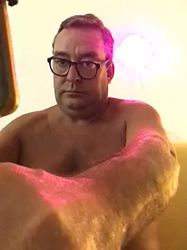 MountJohnXL online show from February 19, 2026, 1:56 am